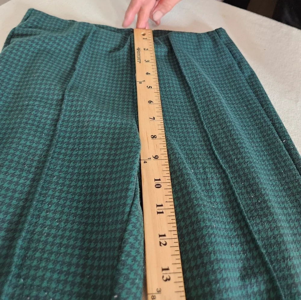 Cat & Jack Girl's Green & Black Pants